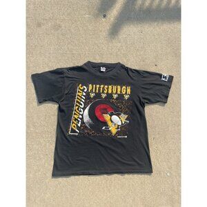 NHL 90’s graphic Tee Shirt